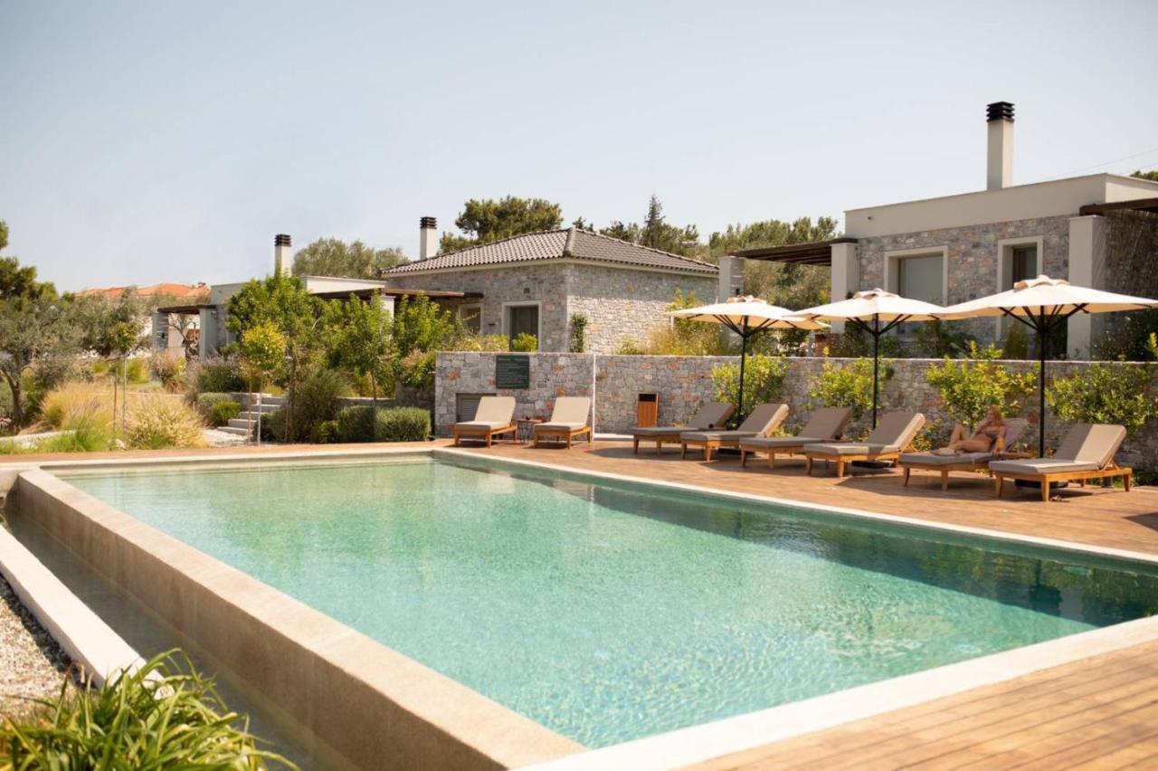 Elies Residences Luxury Apartments Mytilene ภายนอก รูปภาพ