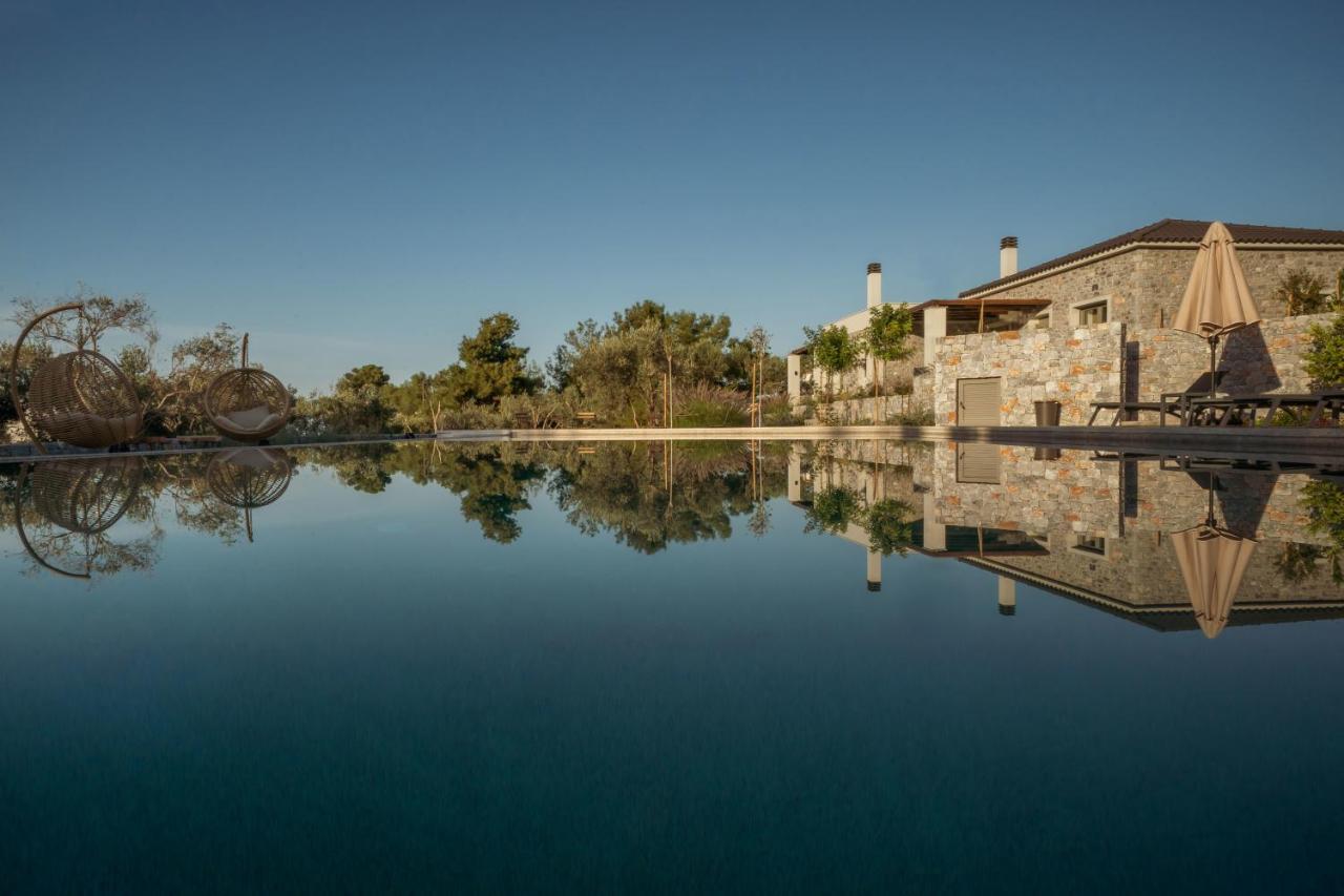 Elies Residences Luxury Apartments Mytilene ภายนอก รูปภาพ