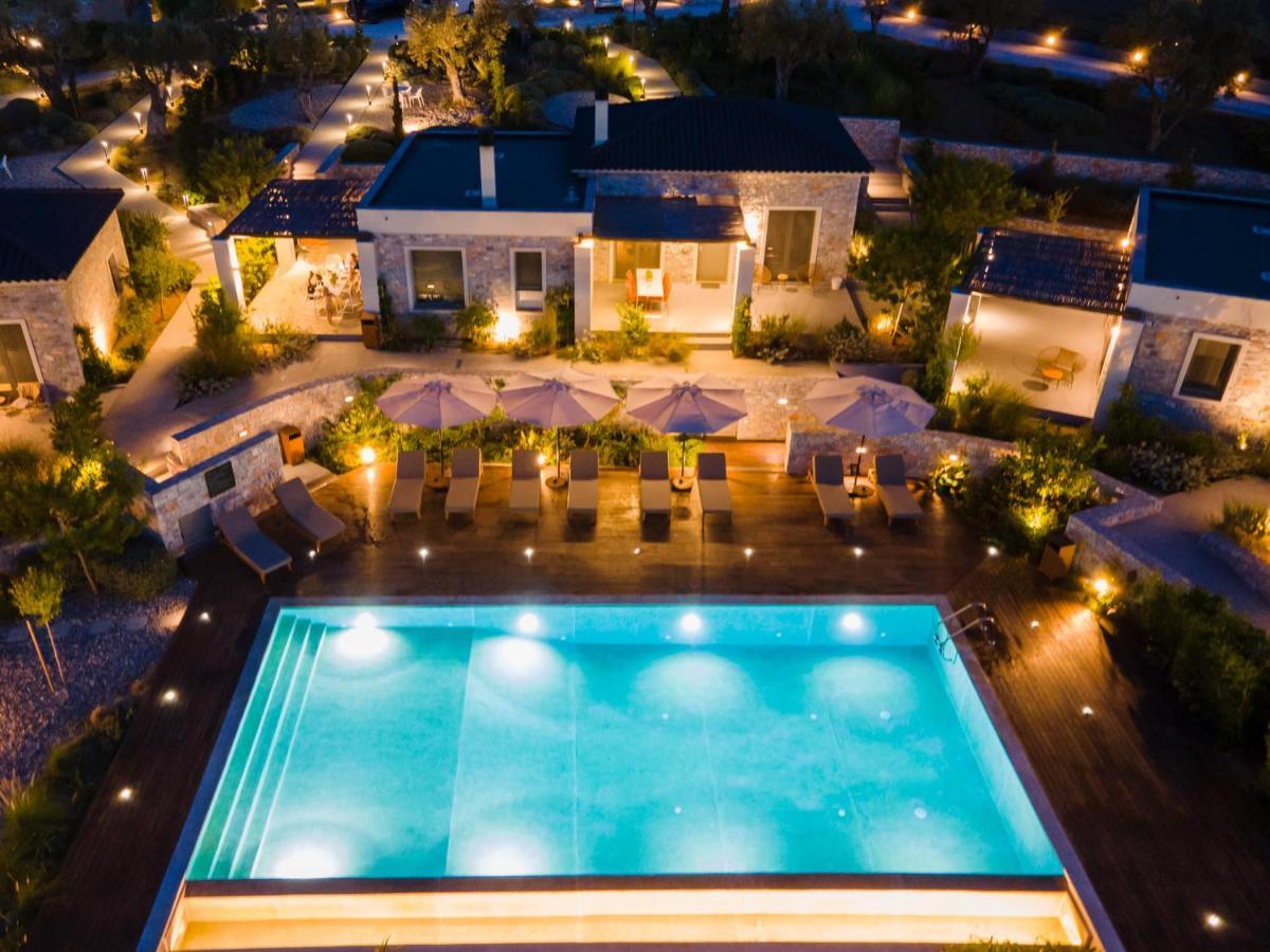 Elies Residences Luxury Apartments Mytilene ภายนอก รูปภาพ