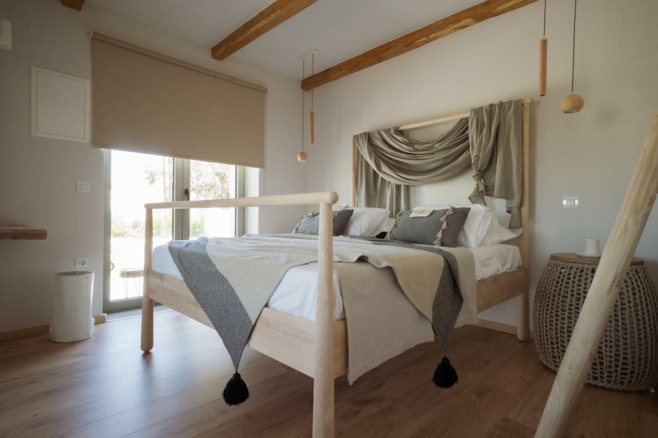 Elies Residences Luxury Apartments Mytilene ภายนอก รูปภาพ