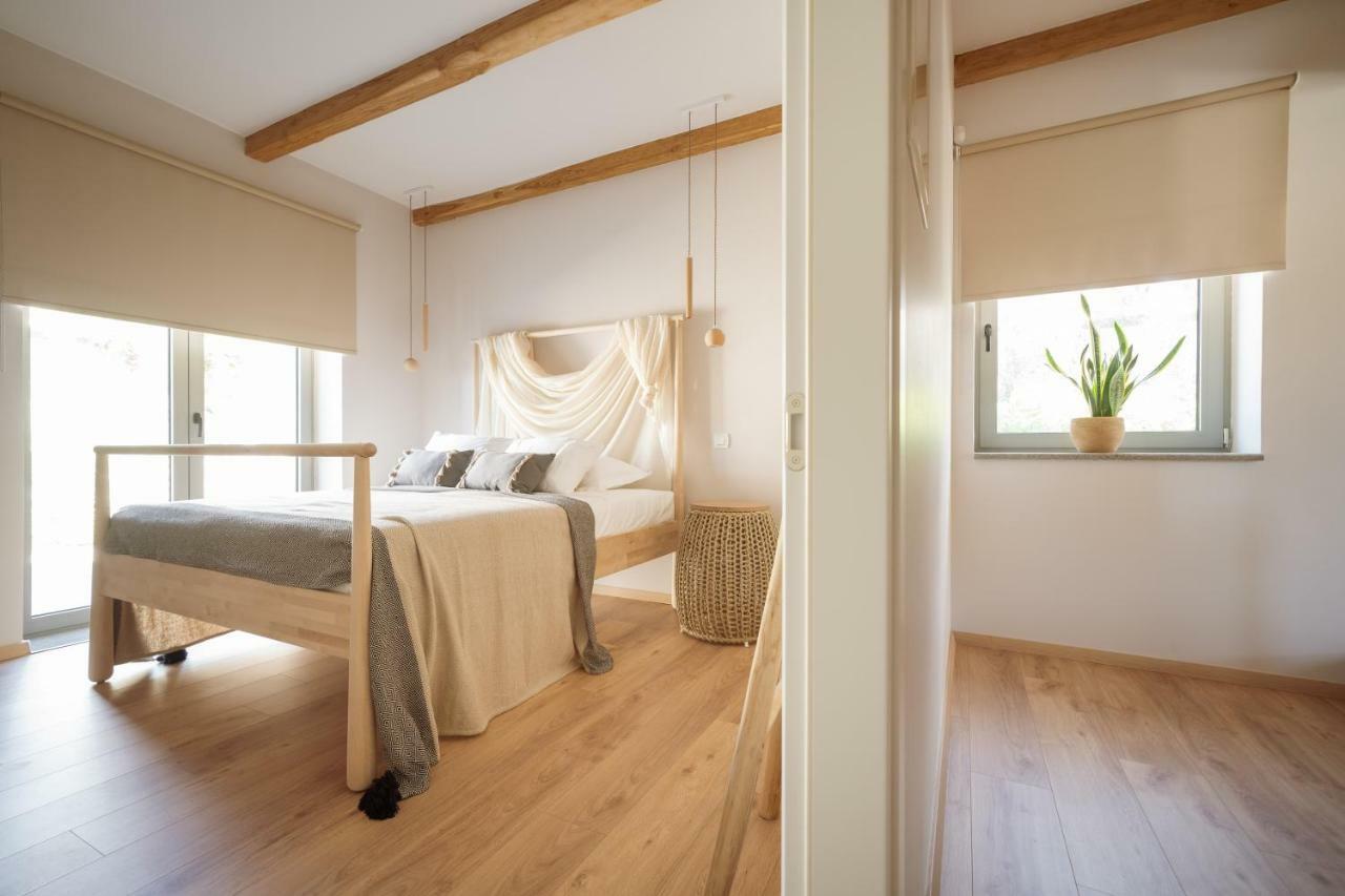Elies Residences Luxury Apartments Mytilene ภายนอก รูปภาพ