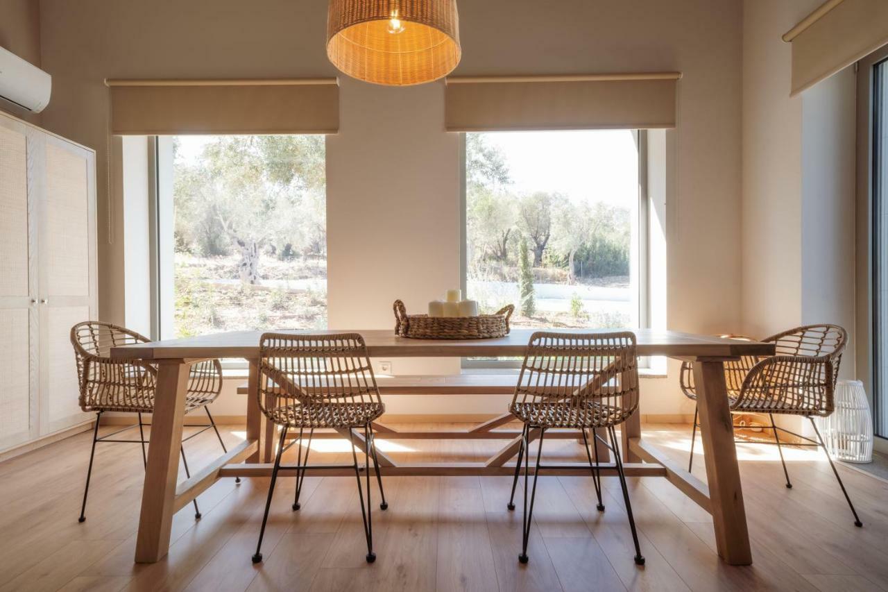 Elies Residences Luxury Apartments Mytilene ภายนอก รูปภาพ